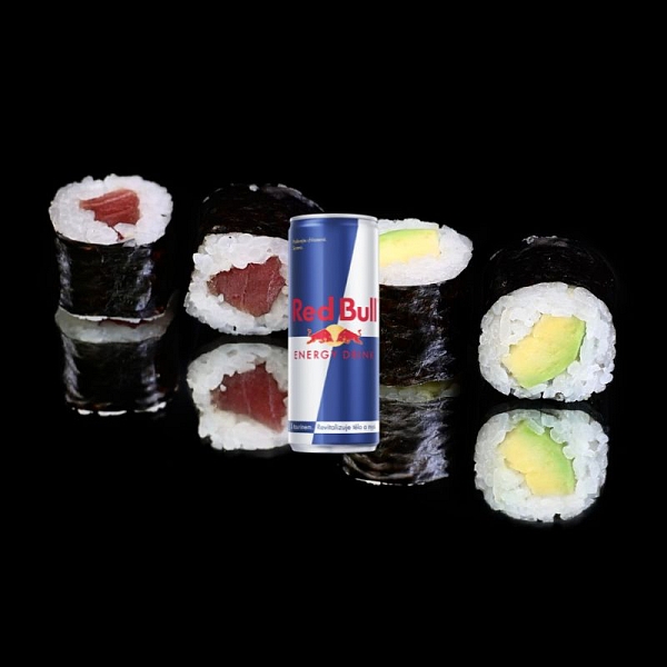 Big Sushi "April" Set 32ks + Red Bull